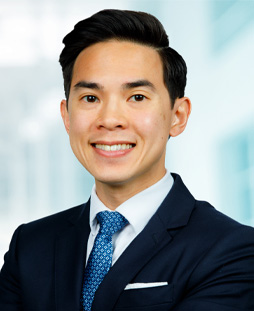 Lang Van, DO