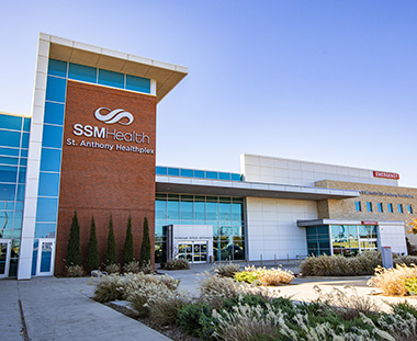 exterior of SSM Health Medical Group in Mustang, OK